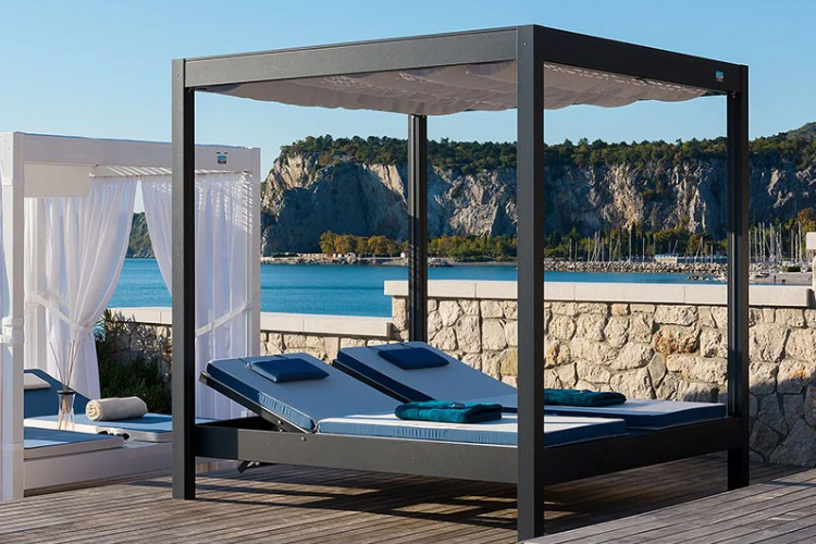 Daybeds
