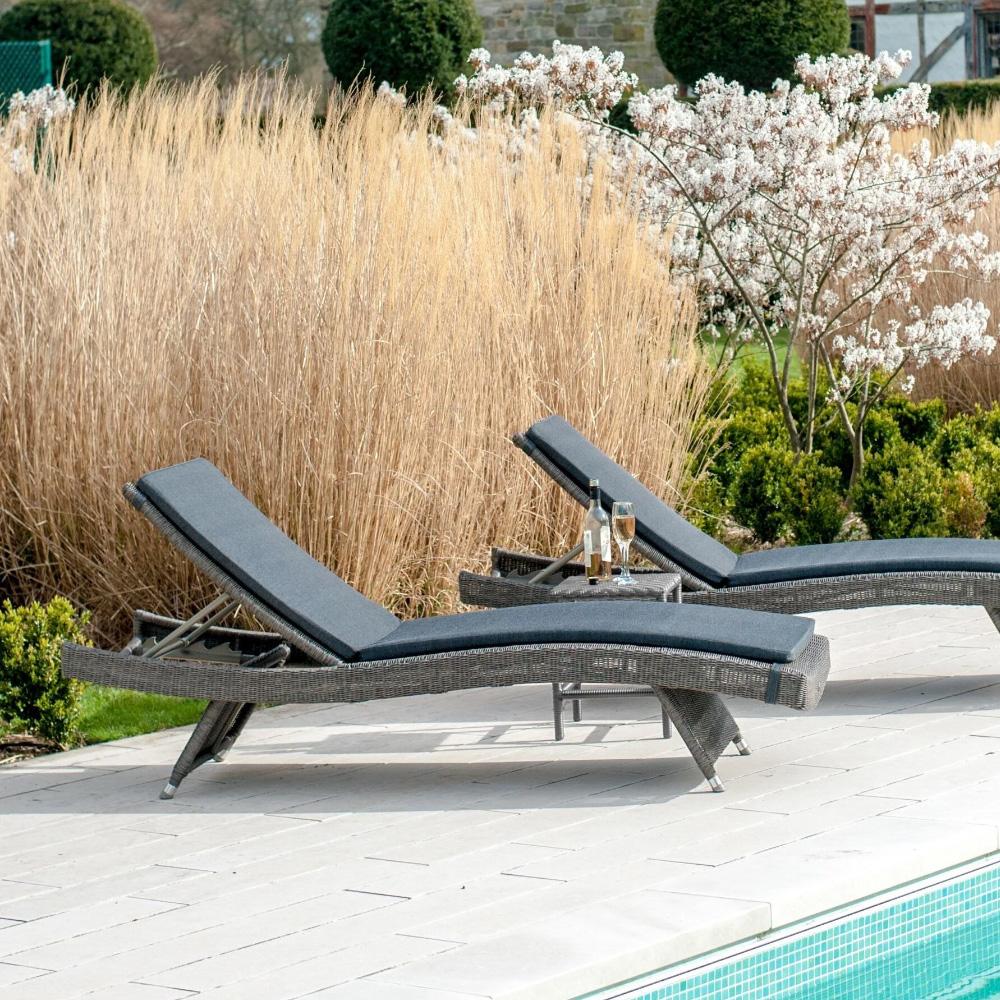 sun loungers