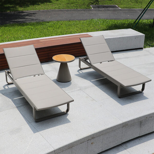 Chaise longue à sangles réglables