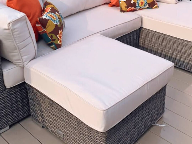 Qualité des coutures des coussins d'extérieur