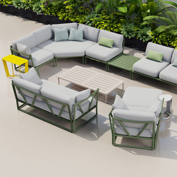 Modulares Sofa für den Außenbereich