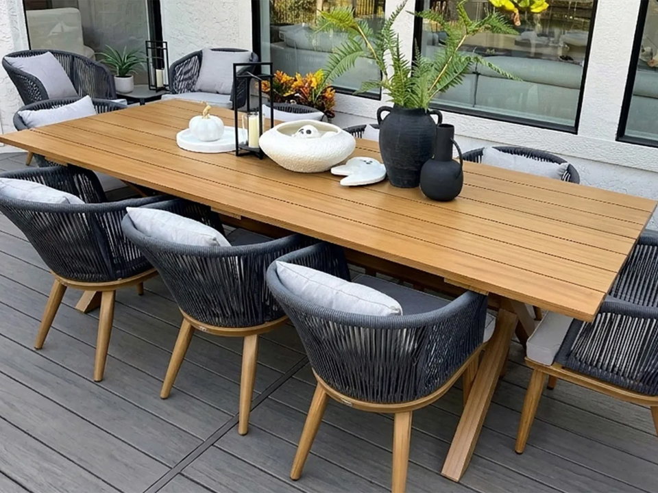 Signs It Is Time to Replace Your Outdoor Furniture 2 Признаки того, что пришло время заменить уличную мебель