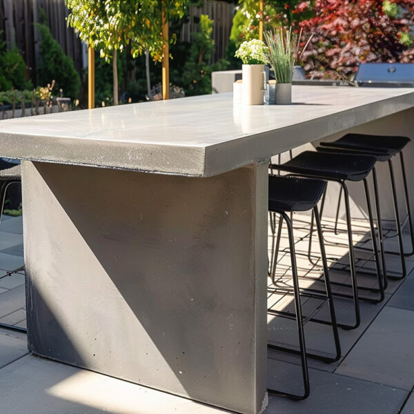 gular Gray Patio High Table