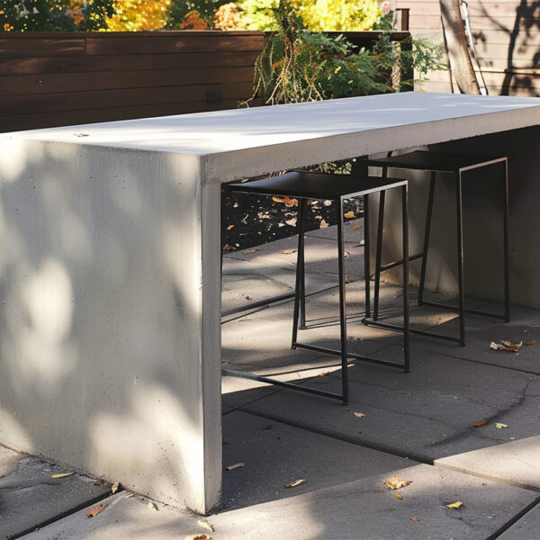gular Gray Patio High Table